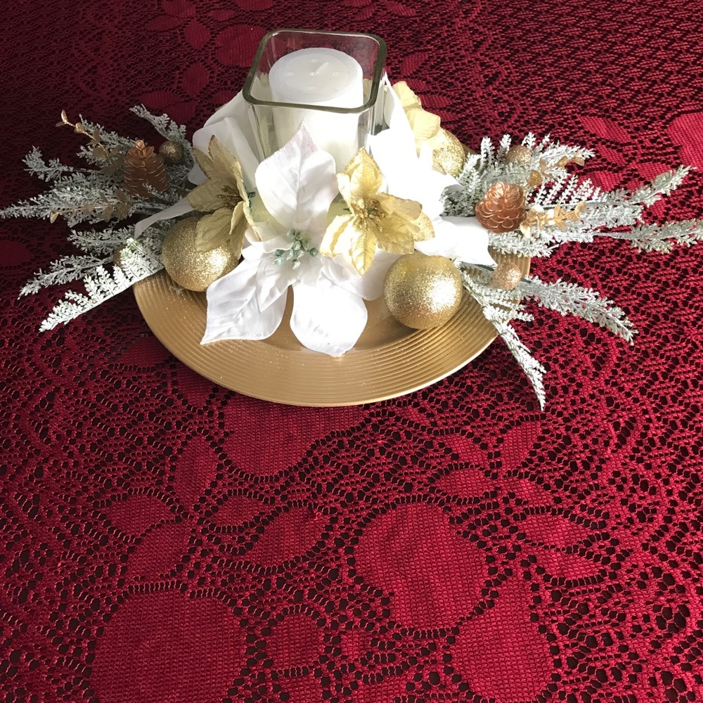 homemade christmas centerpiece